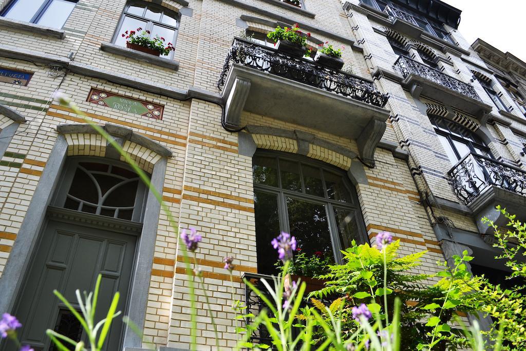 Villa Des Roses Voltaire Bryssel Exteriör bild